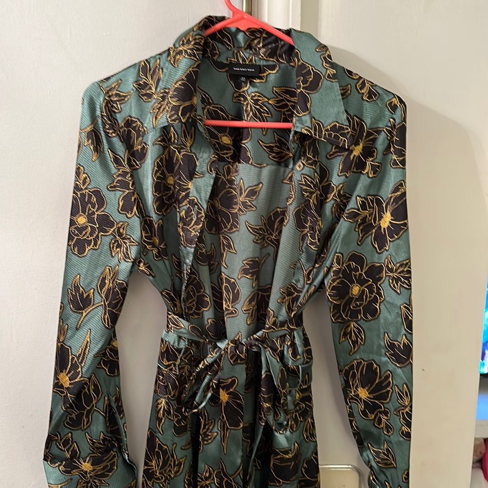 Green dress with black and gold flowers with belt size medium